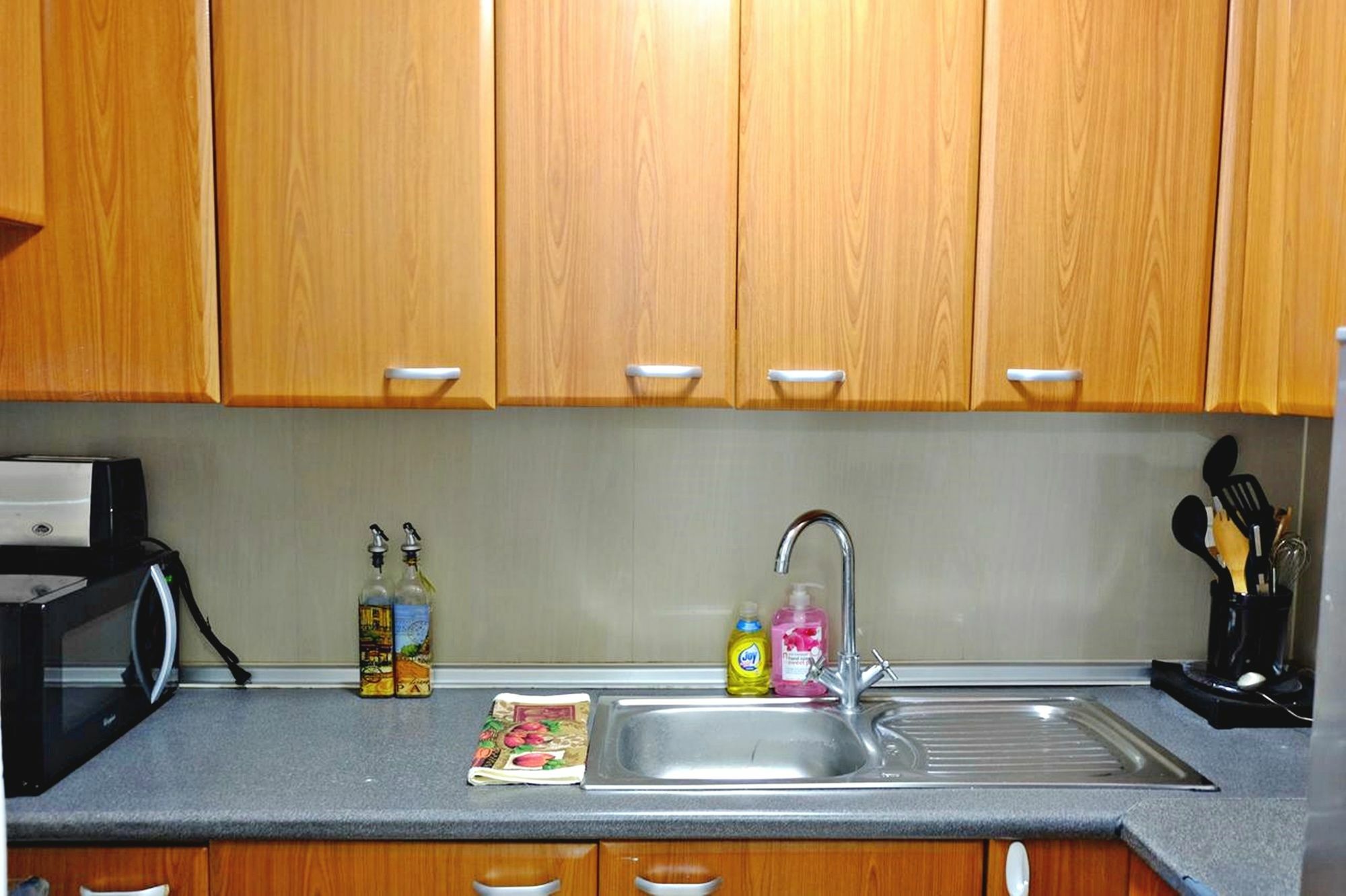 Bellagio Towers By Stays Ph Makati City Extérieur photo